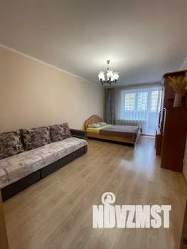 1-к квартира, посуточно, 40м2, 3/10 этаж