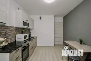 1-к квартира, посуточно, 37м2, 5/17 этаж