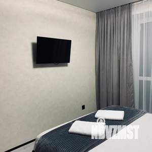 Студия квартира, посуточно, 28м2, 17/18 этаж