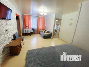 2-к квартира, посуточно, 46м2, 2/5 этаж