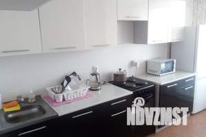 1-к квартира, посуточно, 40м2, 17/17 этаж