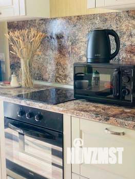 1-к квартира, посуточно, 37м2, 1/1 этаж