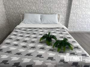 1-к квартира, посуточно, 40м2, 23/25 этаж