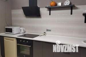 1-к квартира, посуточно, 34м2, 12/19 этаж