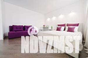 1-к квартира, посуточно, 40м2, 18/18 этаж