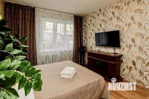 1-к квартира, посуточно, 38м2, 1/9 этаж