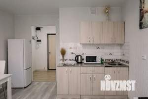 Студия квартира, посуточно, 28м2, 3/18 этаж