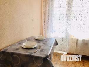 1-к квартира, посуточно, 45м2, 6/18 этаж