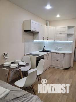 Студия квартира, посуточно, 28м2, 6/8 этаж