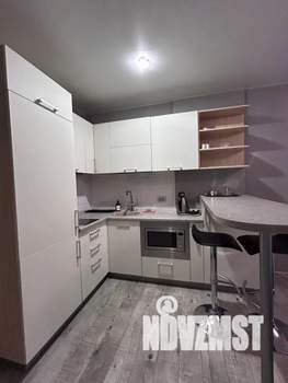 Студия квартира, посуточно, 30м2, 10/18 этаж