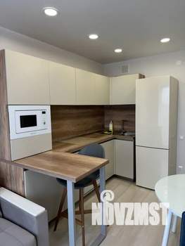 2-к квартира, посуточно, 42м2, 10/25 этаж