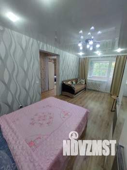 1-к квартира, посуточно, 32м2, 4/4 этаж