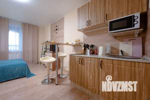 1-к квартира, посуточно, 38м2, 10/18 этаж