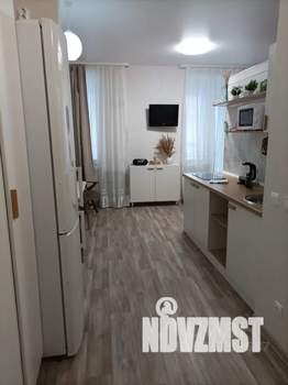 Студия квартира, посуточно, 31м2, 7/17 этаж