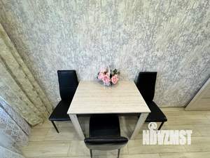 1-к квартира, посуточно, 40м2, 15/16 этаж