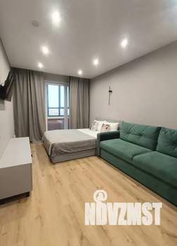 1-к квартира, посуточно, 40м2, 13/17 этаж