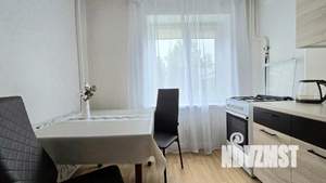 2-к квартира, посуточно, 50м2, 1/1 этаж