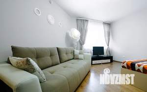 1-к квартира, посуточно, 38м2, 10/18 этаж