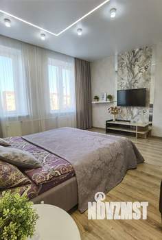 1-к квартира, посуточно, 40м2, 6/18 этаж