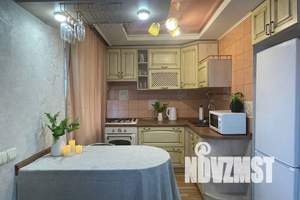 2-к квартира, посуточно, 49м2, 3/5 этаж