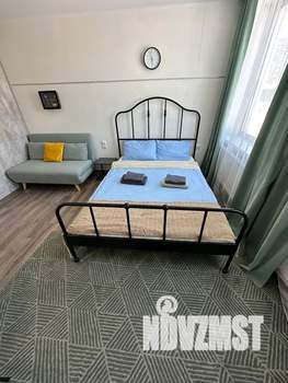Студия квартира, посуточно, 25м2, 1/17 этаж
