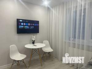 1-к квартира, посуточно, 42м2, 4/16 этаж