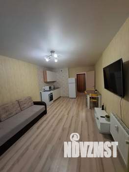 Студия квартира, посуточно, 28м2, 2/17 этаж