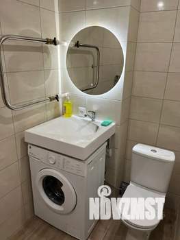 Студия квартира, посуточно, 39м2, 3/17 этаж