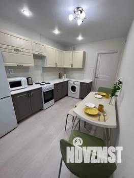 1-к квартира, посуточно, 35м2, 2/17 этаж