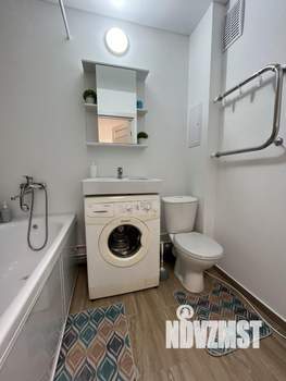 1-к квартира, посуточно, 38м2, 1/1 этаж