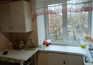 2-к квартира, вторичка, 42м2, 4/4 этаж