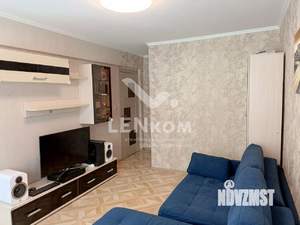 3-к квартира, вторичка, 63м2, 1/5 этаж