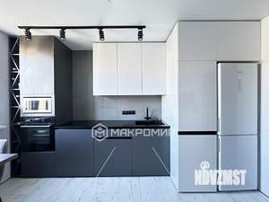 2-к квартира, вторичка, 56м2, 9/17 этаж