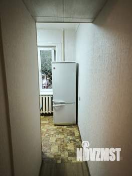 3-к квартира, вторичка, 54м2, 1/9 этаж