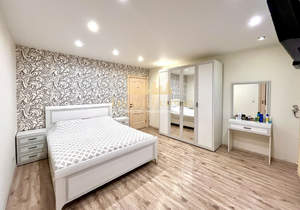 3-к квартира, вторичка, 107м2, 2/18 этаж