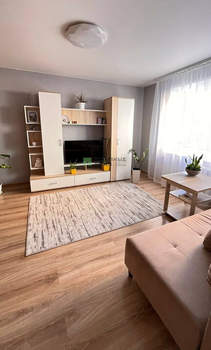 4-к квартира, вторичка, 77м2, 2/5 этаж