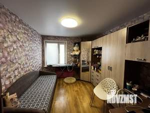 3-к квартира, вторичка, 58м2, 1/9 этаж