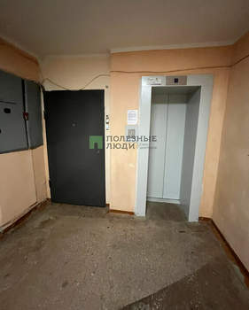 3-к квартира, вторичка, 60м2, 1/9 этаж