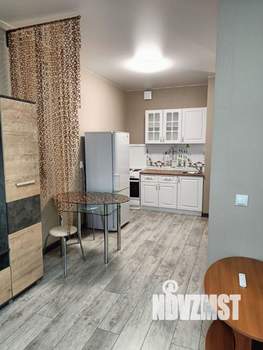 Студия квартира, вторичка, 28м2, 18/19 этаж