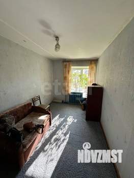 2-к квартира, вторичка, 42м2, 1/4 этаж