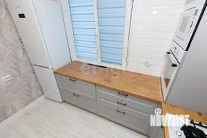 4-к квартира, вторичка, 68м2, 9/9 этаж