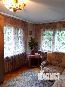 2-к квартира, вторичка, 42м2, 1/6 этаж