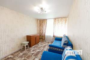2-к квартира, вторичка, 42м2, 1/4 этаж