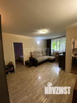 2-к квартира, вторичка, 45м2, 1/5 этаж