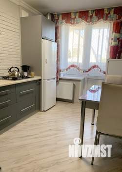 2-к квартира, вторичка, 43м2, 1/3 этаж