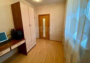 4-к квартира, вторичка, 60м2, 4/5 этаж