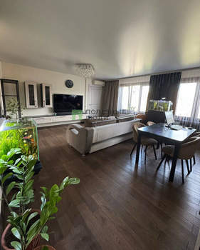 3-к квартира, вторичка, 89м2, 8/9 этаж