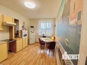 2-к квартира, вторичка, 64м2, 4/16 этаж
