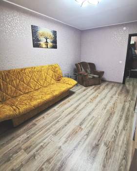 2-к квартира, вторичка, 56м2, 3/18 этаж