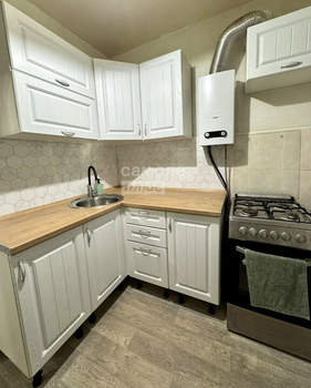 3-к квартира, вторичка, 42м2, 4/5 этаж